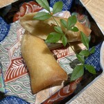 めしや 魚界人 - かにクリームの春巻きの中トロトロ