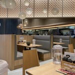 焼きあご塩らー麺 たかはし 越谷レイクタウン店 - 店内の様子