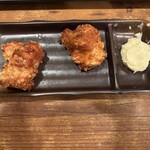 伝丸 - 唐揚げ&半チャーハンセットの唐揚げ