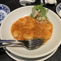 博多華都飯店 - おなじみの海老のチリソース煮