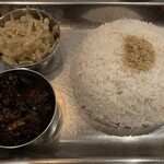 Kalpasi - もやしジンジャーココナッツ・木耳アチャール・ライス＋花椒ポディ