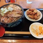 そば処あおば - 少し斜めからの画