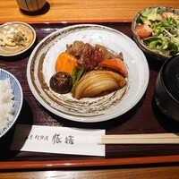 豚捨 KITTE丸の内店 - 