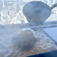 鉄板和食とワイン 萬鉄 - フォルマージュハンバーグ