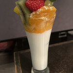 炭火焼肉 たけのうち - フルーツ杏仁豆腐