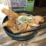 らぁめん銀波露 - ぱいくう麺　醤油
      炙りバラチャーシュー　トッピング