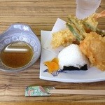 黄金の穂 - 天ぷらは天つゆ付き