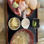 かに・海鮮問屋 魚どん亭 - 