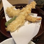 天神房丸新 - 海老　サクサク　旨い