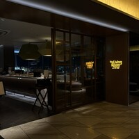 The Living Room with SKY BAR - 