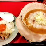 札幌ラーメン キヨリト - 味噌チャーシュー麺と刻みチャーシューTKG