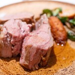 レストラン オオツ - 2025.2 ピレネー産乳飲み仔羊 海老芋 タルティーボ ルタバガ