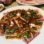 焼肉ホルモン処じゅうとく - 