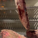 ワカヌイ グリル ダイニング バー 東京 - ドライエイジング中