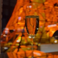 ワカヌイ グリル ダイニング バー 東京 - 