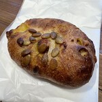 KISO - パンプキンソーセージパン