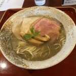 麺房 昭和呈 - あごラーメン