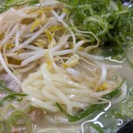 石走ラーメン - ・他には無い上品なツルツルモチモチ麺