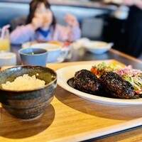 上野洋食遠山 - 