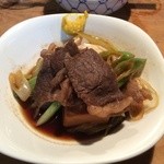 岸田屋 - 肉どうふハーフサイズ