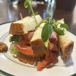 カフェ ビブリオティック ハロー! - サンドイッチ