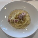 ヴォーノ・イタリア - たっぷりチーズのクリームパスタ