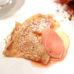 ラ クープ ドール - 北海道産クリームチーズとアカシアハチミツのクレープ　ブラッドオレンジのソルベを添えて '14 6月中旬