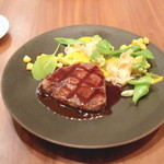 ラ クープ ドール - 八千代黒牛フィレのロースト 春野菜添え (+2000円) '14 6月中旬