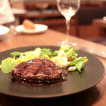 ラ クープ ドール - 八千代黒牛フィレのロースト 春野菜添え (+2000円) '14 6月中旬