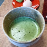 新鶯亭 - お抹茶（お薄）・名物 鶯だんご