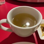 南海飯店 - サービスランチのスープ