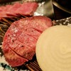 ギンホル - 料理写真:ぶ厚切り上牛タン
