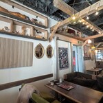 attic room LOG - 店内