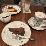 珈琲とお菓子 つぐみ - 