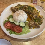 Nhan's Kitchen Restaurant - 