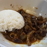 RAMEN ガモウスマイル - 麺を頂いた後に白ご飯をダイブ