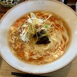 GADO-GADO - 酸辣湯麺900円