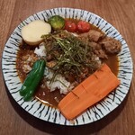 狛犬 hug me - メニューA「山椒豚キーマとチキンカレー」。