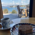 海の見えるカフェ - 