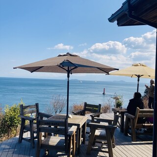 海の見えるカフェ_2