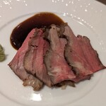 エトワール - ローストビーフ　マデラ酒香る赤ワインソース