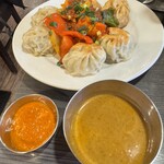 ネパール民族料理 アーガン - モモ