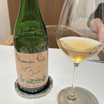 Ristorante Ecru - アレックサンドロ　ヴィオラ
      シンフォニア　ビアンコ2021