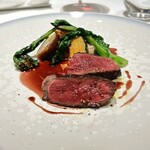 Ristorante Ecru - ▪️Carne
      蝦夷鹿
      四万十川の菜花、ポテト、大根、カボチャ
      赤ワインソース