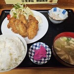 食事処 春夏秋冬 - 料理写真:カキフライ定食