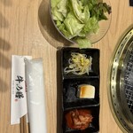 焼肉 千里藤白台 牛の膳 - 