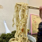 らー麺　Do・Ni・Bo - ビロビロ太麺をリフトUP⤴️