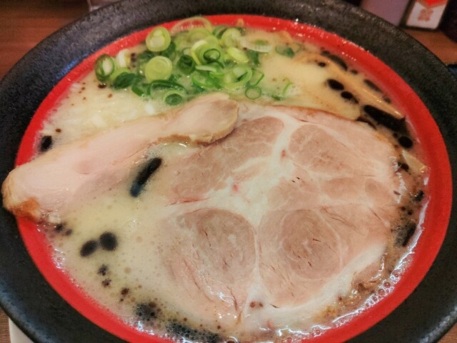 石臼玄麦自家製らーめん 丸竈（マルガマ） - 中野栄（ラーメン）の写真