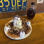 カフェ マチルダ - チョコバナナパンケーキハーフ 生チョコトッピング