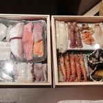 Sushi Dining Kugi - ネタケース